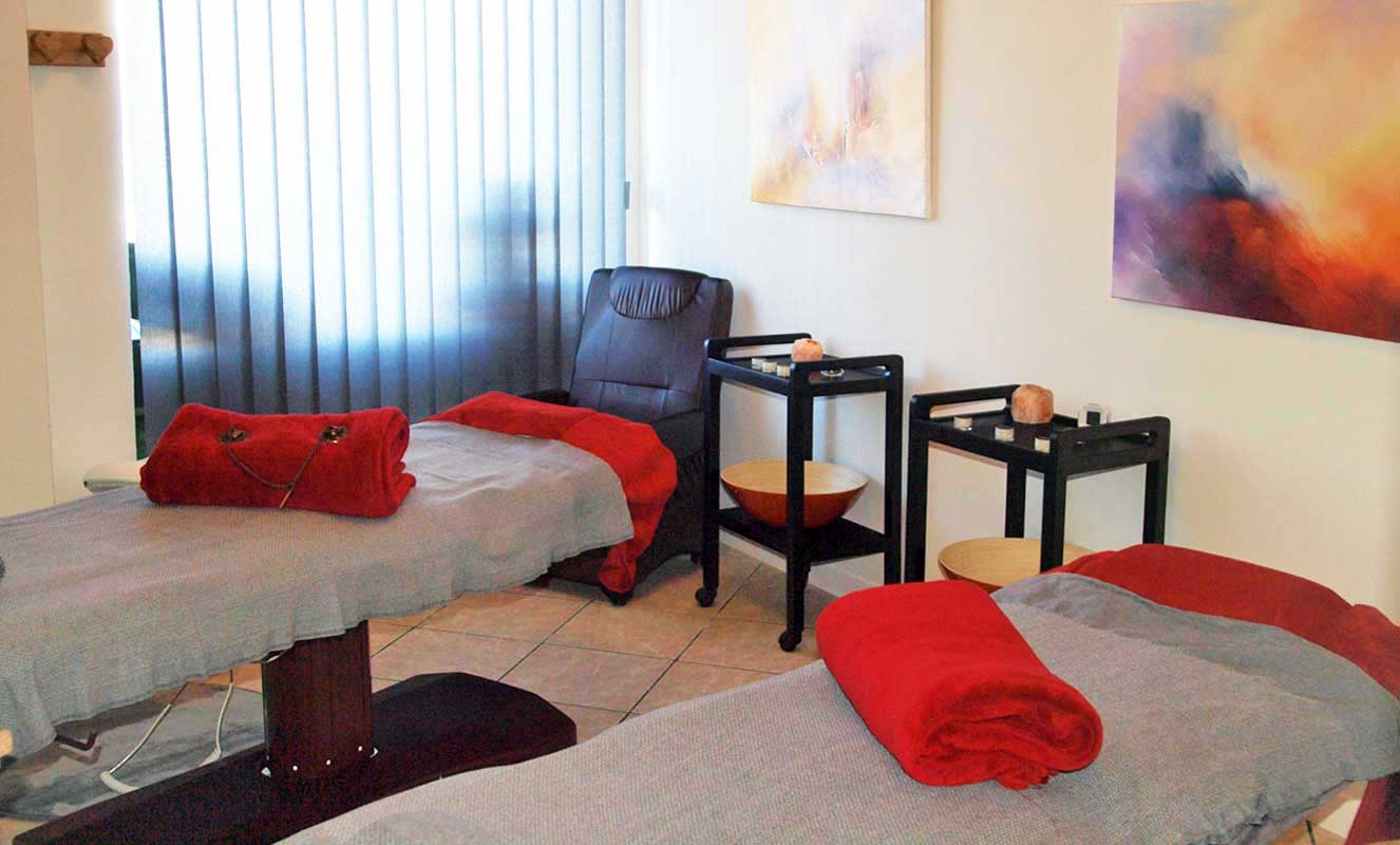 Soins du corps et du visage prestation esthétique épilation femme et homme maquillage mariage spa le monde intérieur annecy maud armand